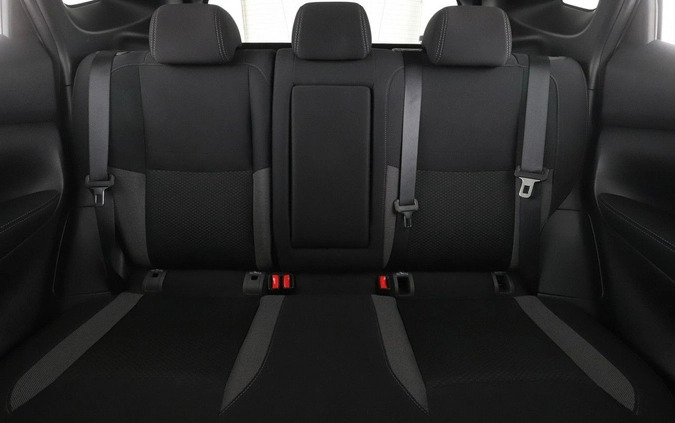 Nissan Qashqai cena 75000 przebieg: 27566, rok produkcji 2018 z Węgrów małe 379